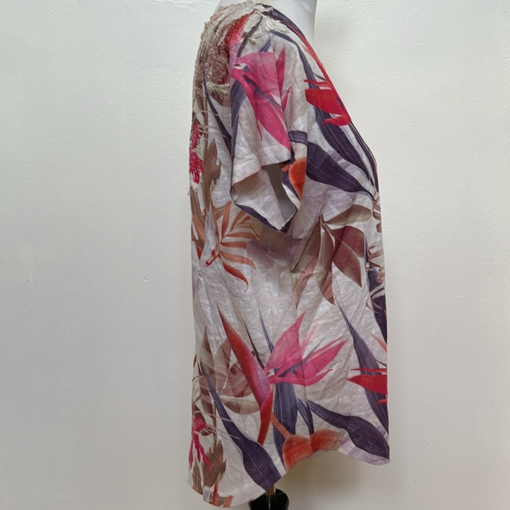 Milano Large Floral Print Short Sleeve Lace Top - Picture 3 of 8